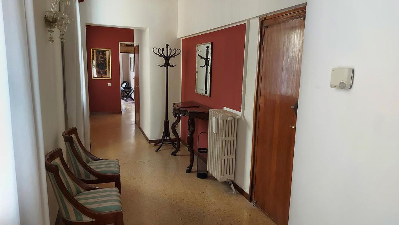 Antico Rio Acqua Dolce Apartment Венеція Екстер'єр фото