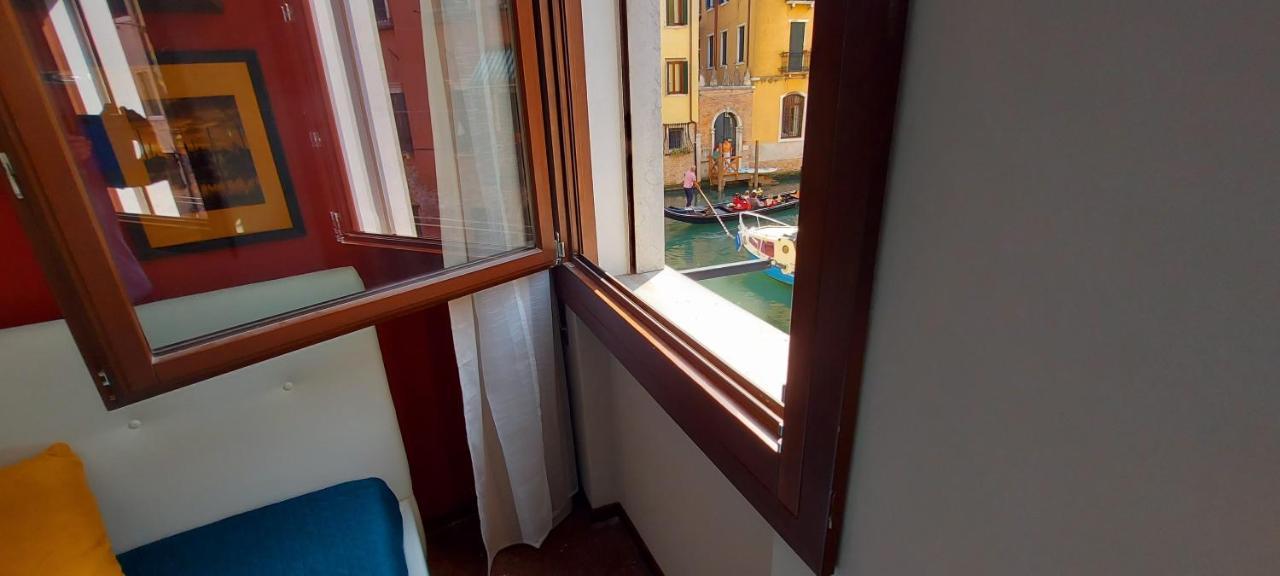 Antico Rio Acqua Dolce Apartment Венеція Екстер'єр фото