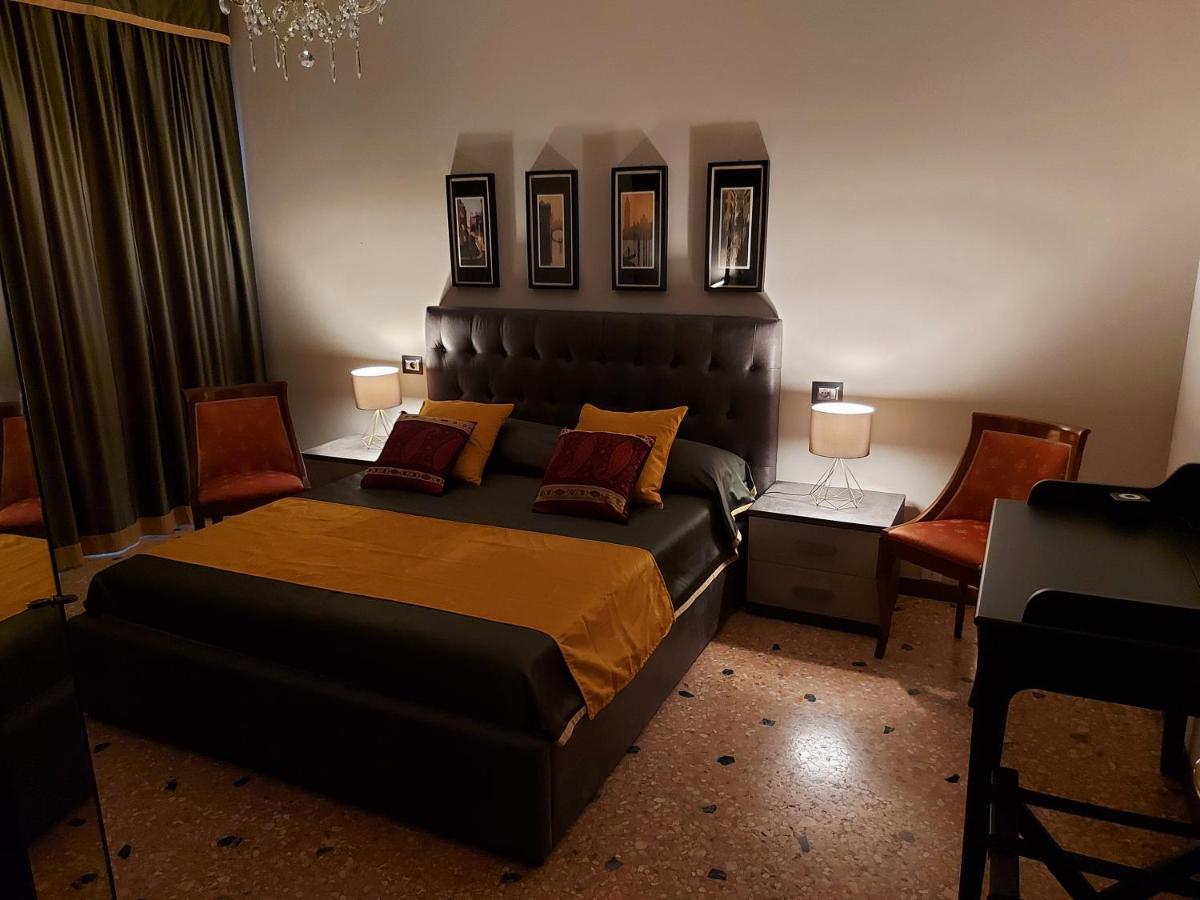 Antico Rio Acqua Dolce Apartment Венеція Екстер'єр фото