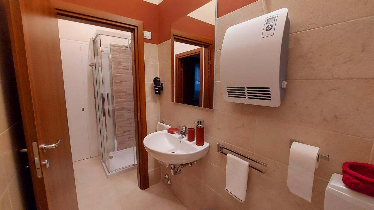 Antico Rio Acqua Dolce Apartment Венеція Екстер'єр фото