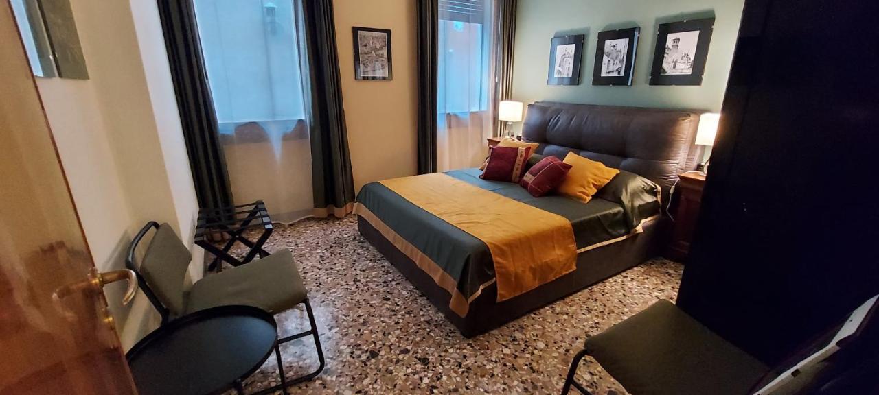 Antico Rio Acqua Dolce Apartment Венеція Екстер'єр фото